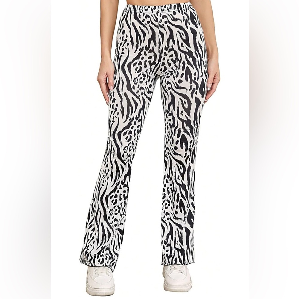 NWT No Label Size L Women Allover Black and White Zebra Print Pants